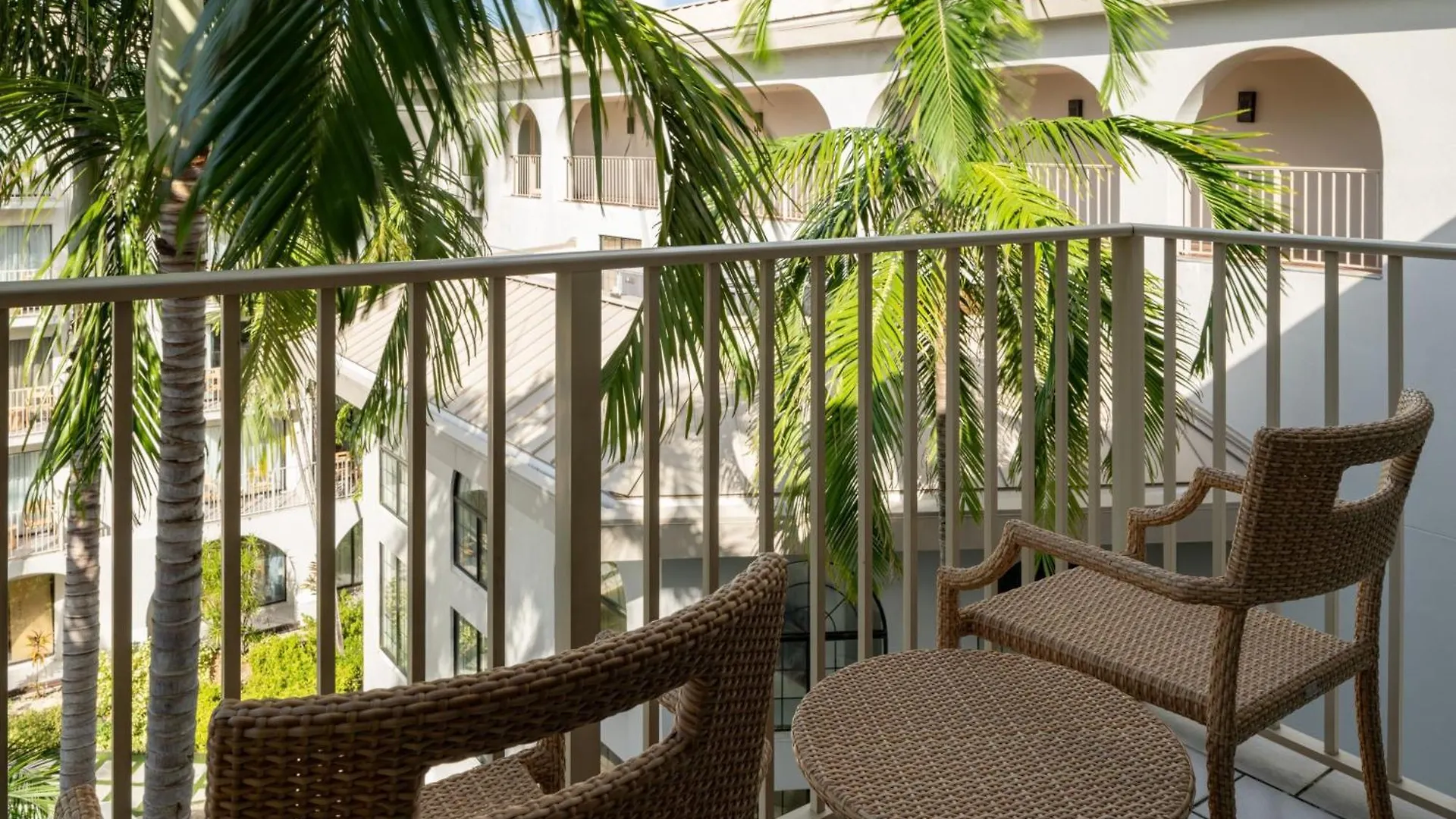Grand Cayman Marriott Resort Джорджтаун