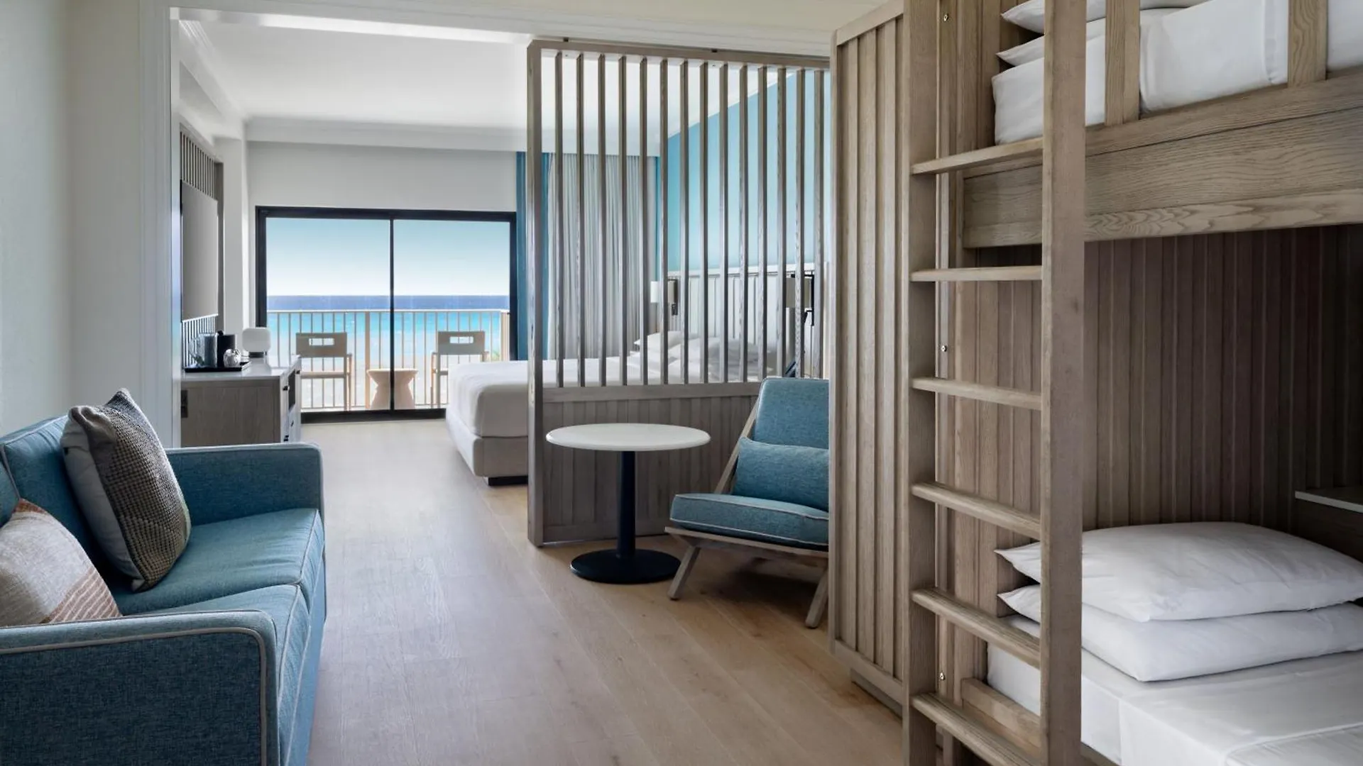 Grand Cayman Marriott Resort Джорджтаун